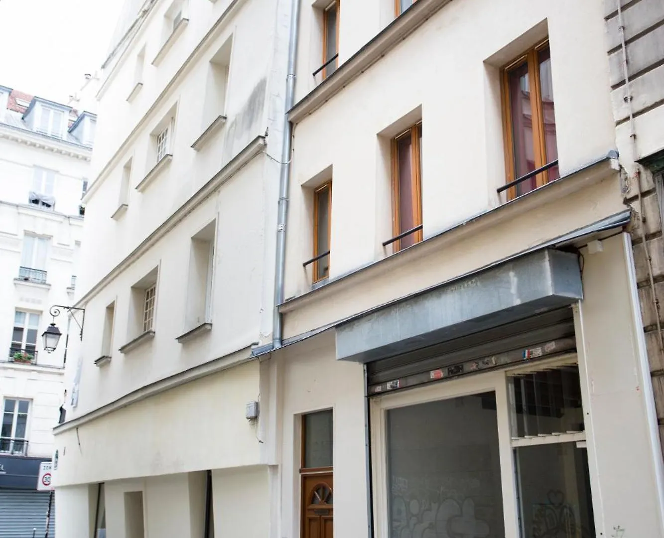 Апартаменты Le 64 Rue Chapon *