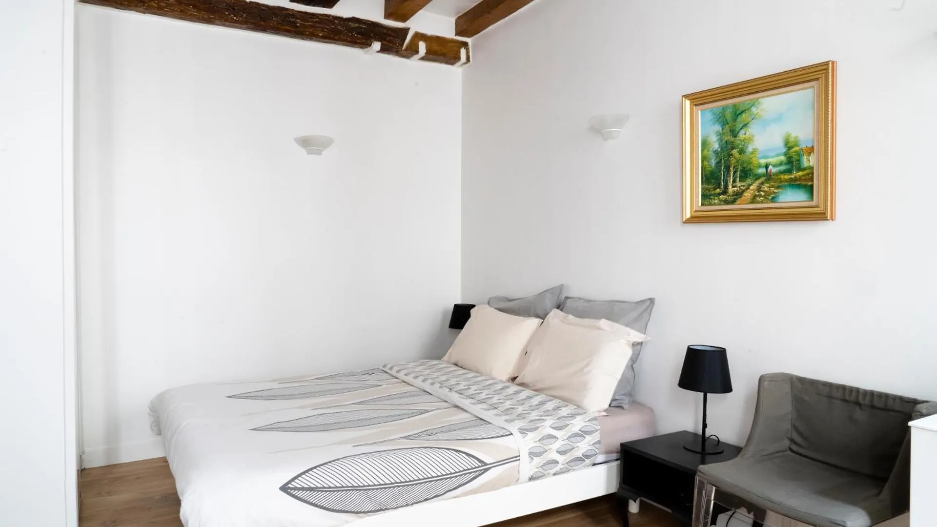 Apartment Le 64 Rue Chapon *