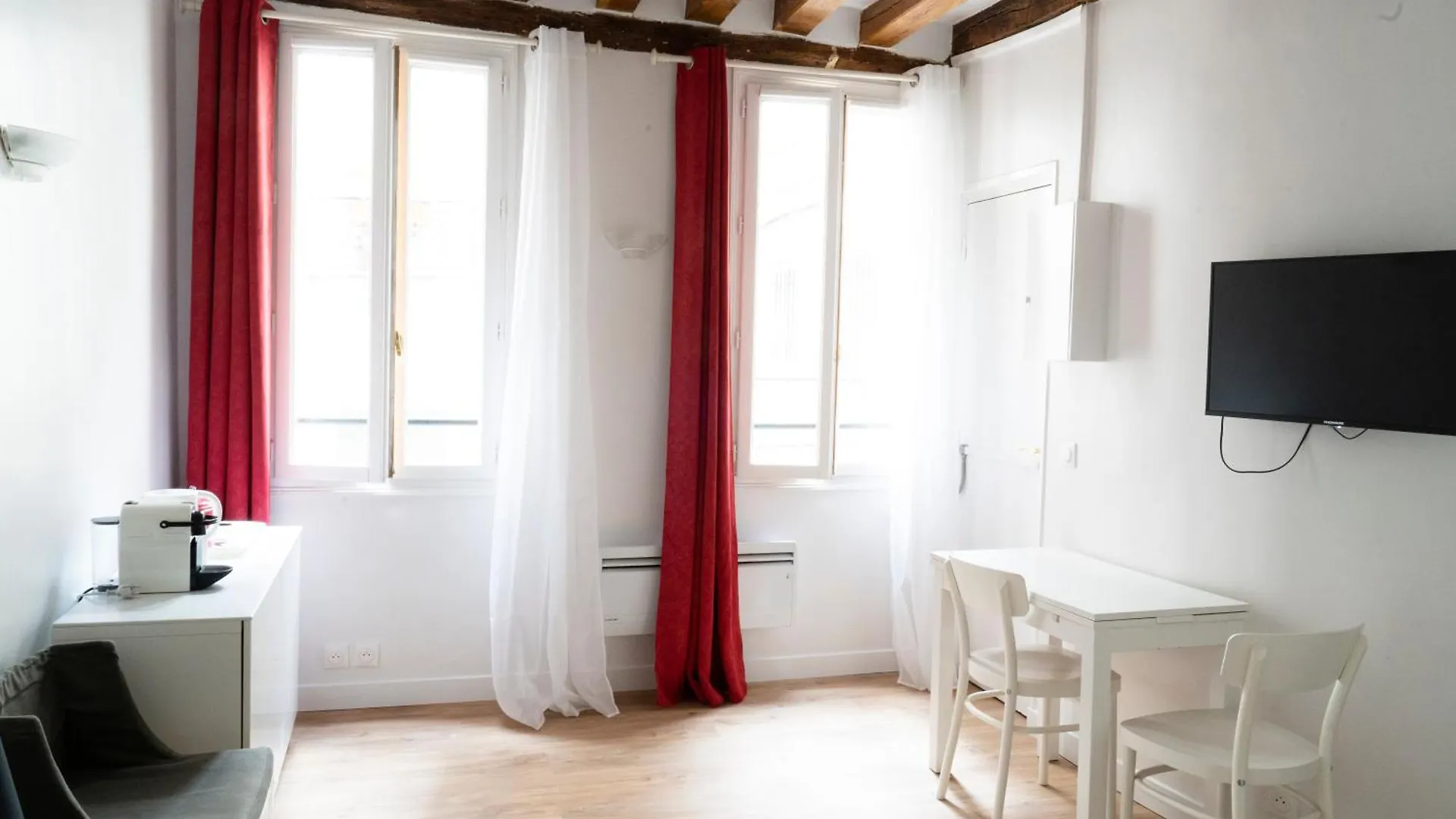 Le 64 Rue Chapon Paris