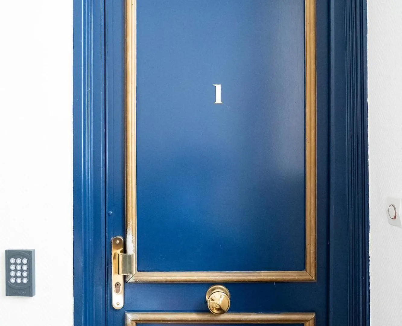 Le 64 Rue Chapon Apartment
